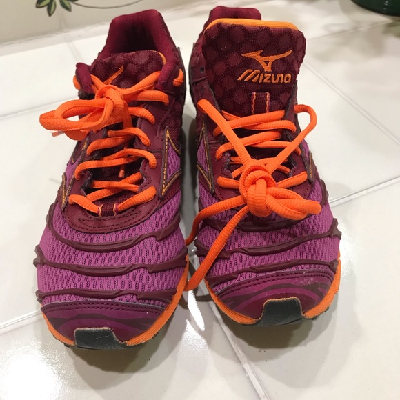 Mizuno running shoe - Picture 4 of 4